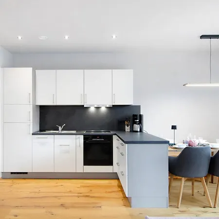 アパート Landjuwel *