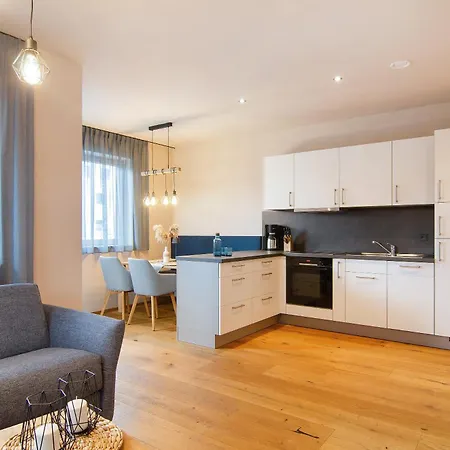 Landjuwel דירה *